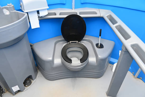 Portable Toilet Options We Offer in Stone Mountain, GA